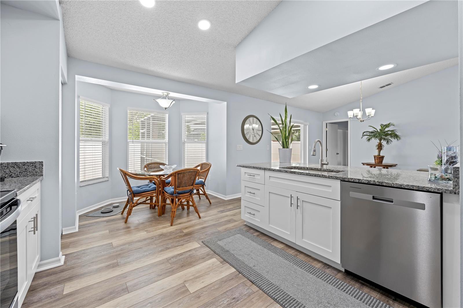 Image 5 of 25 For 5087 Oyster Court