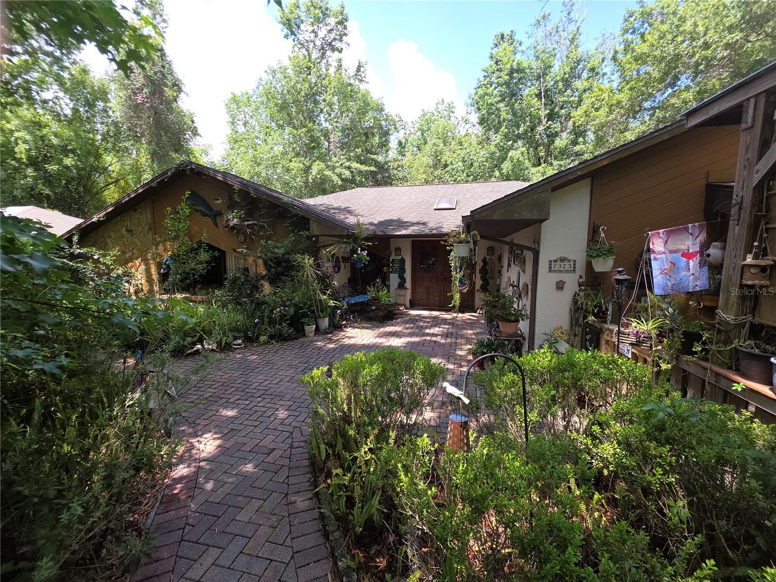 Details for 7323 Ray Browning Road, BROOKSVILLE, FL 34601