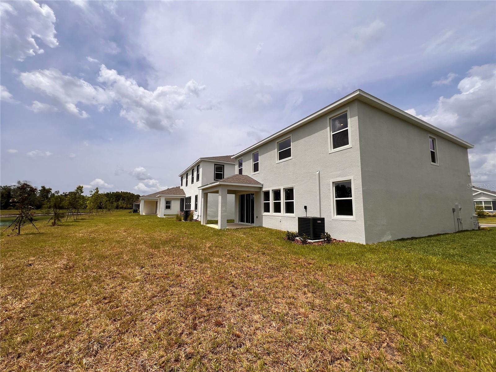 Image 17 of 62 For 10503 Farm Hill Avenue