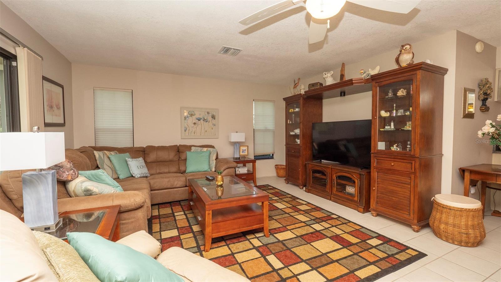 Image 13 of 34 For 6620 Brambleleaf Drive