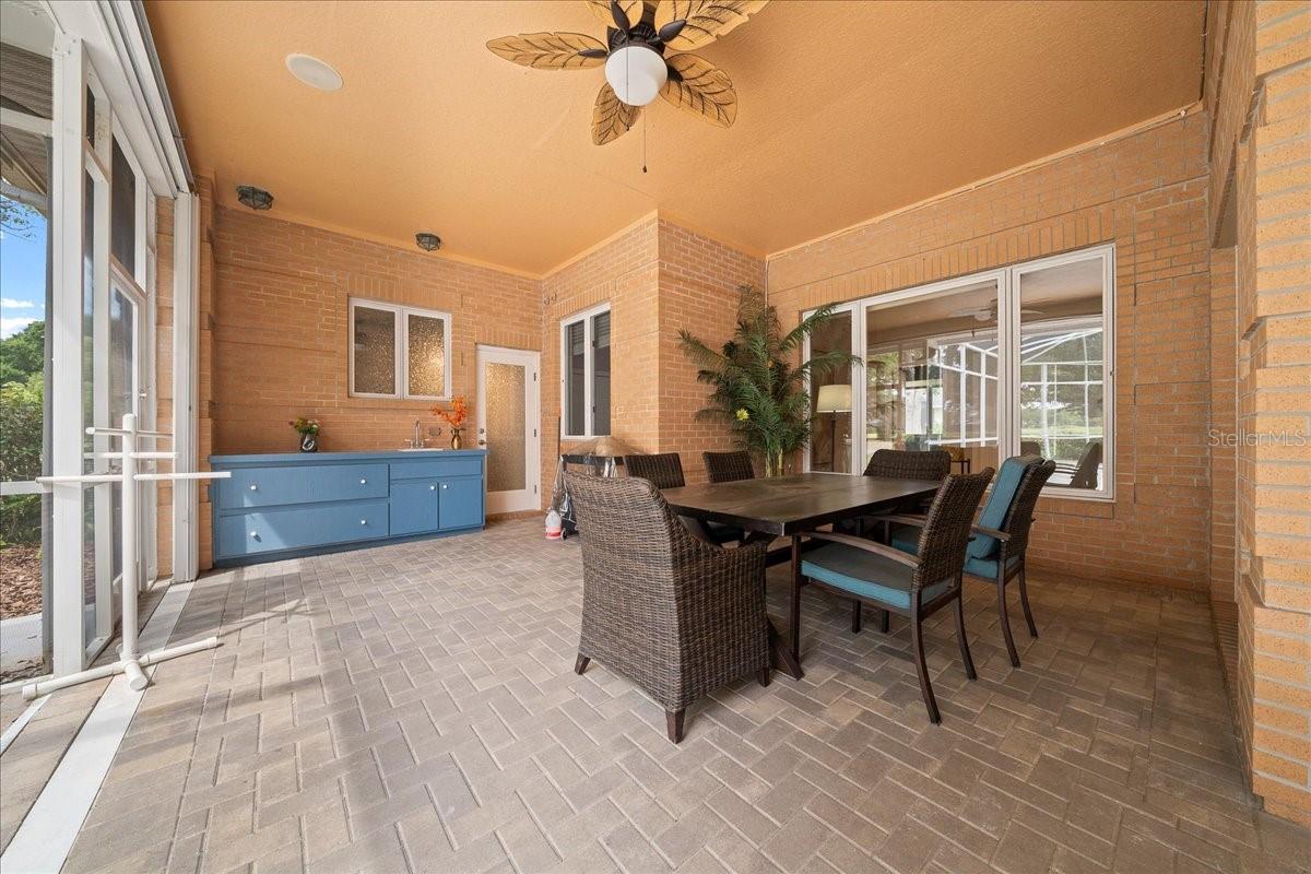 Image 40 of 61 For 10044 Twelve Oaks Court