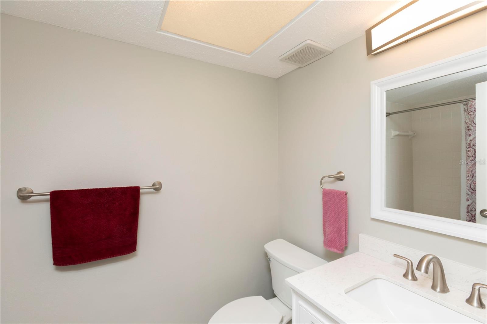 Image 16 of 25 For 5123 Topaz Lane 206