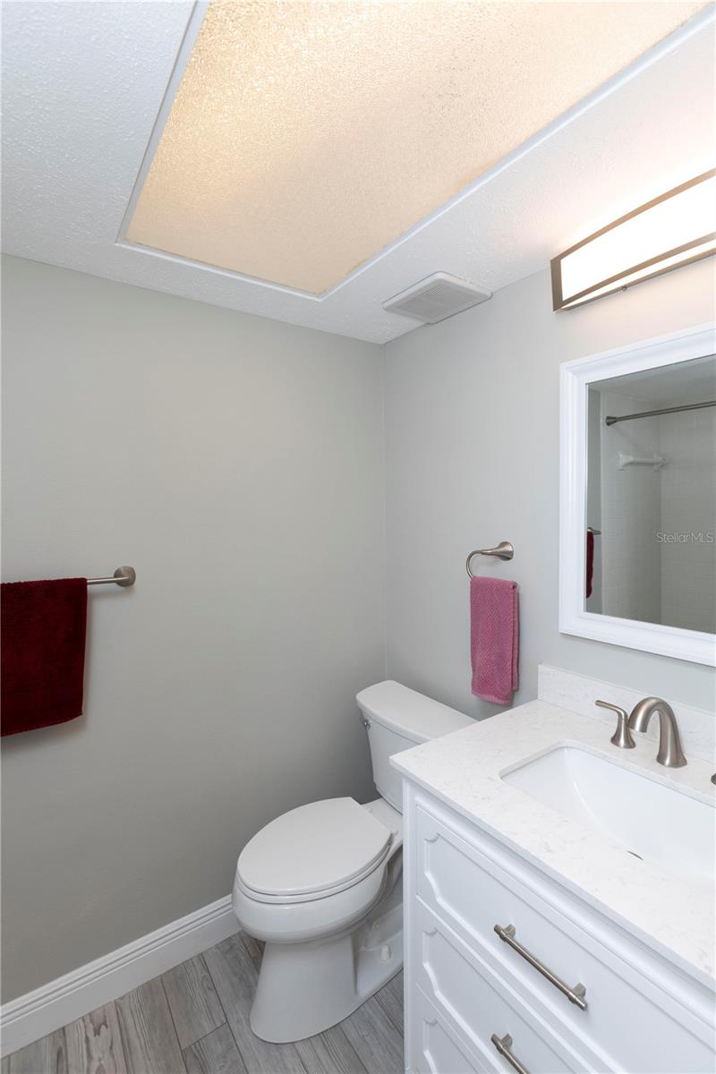 Image 17 of 25 For 5123 Topaz Lane 206