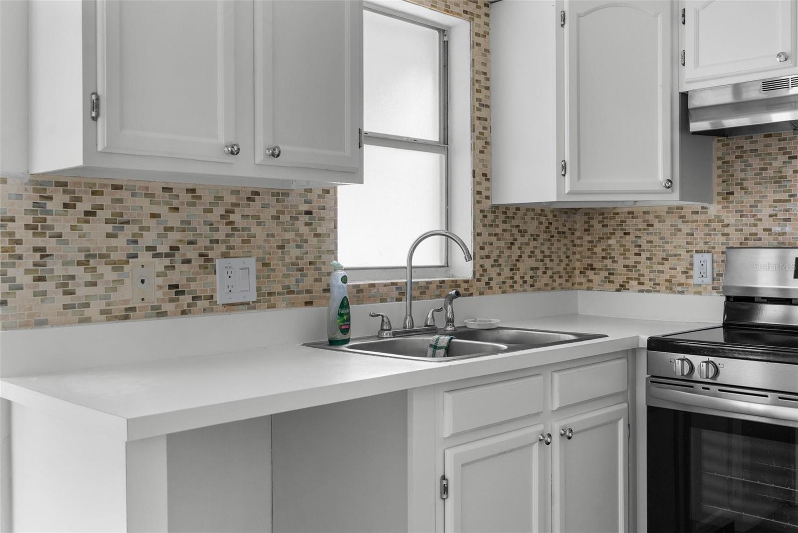 Image 10 of 30 For 6633 Jackson Street