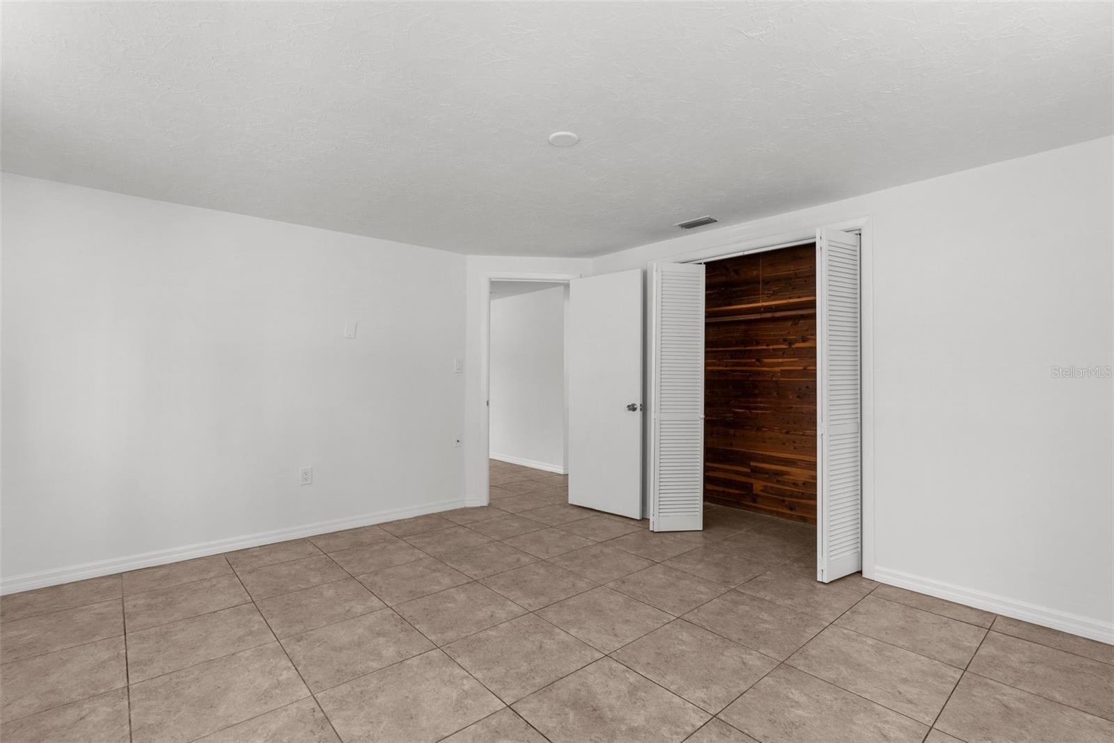Image 14 of 30 For 6633 Jackson Street