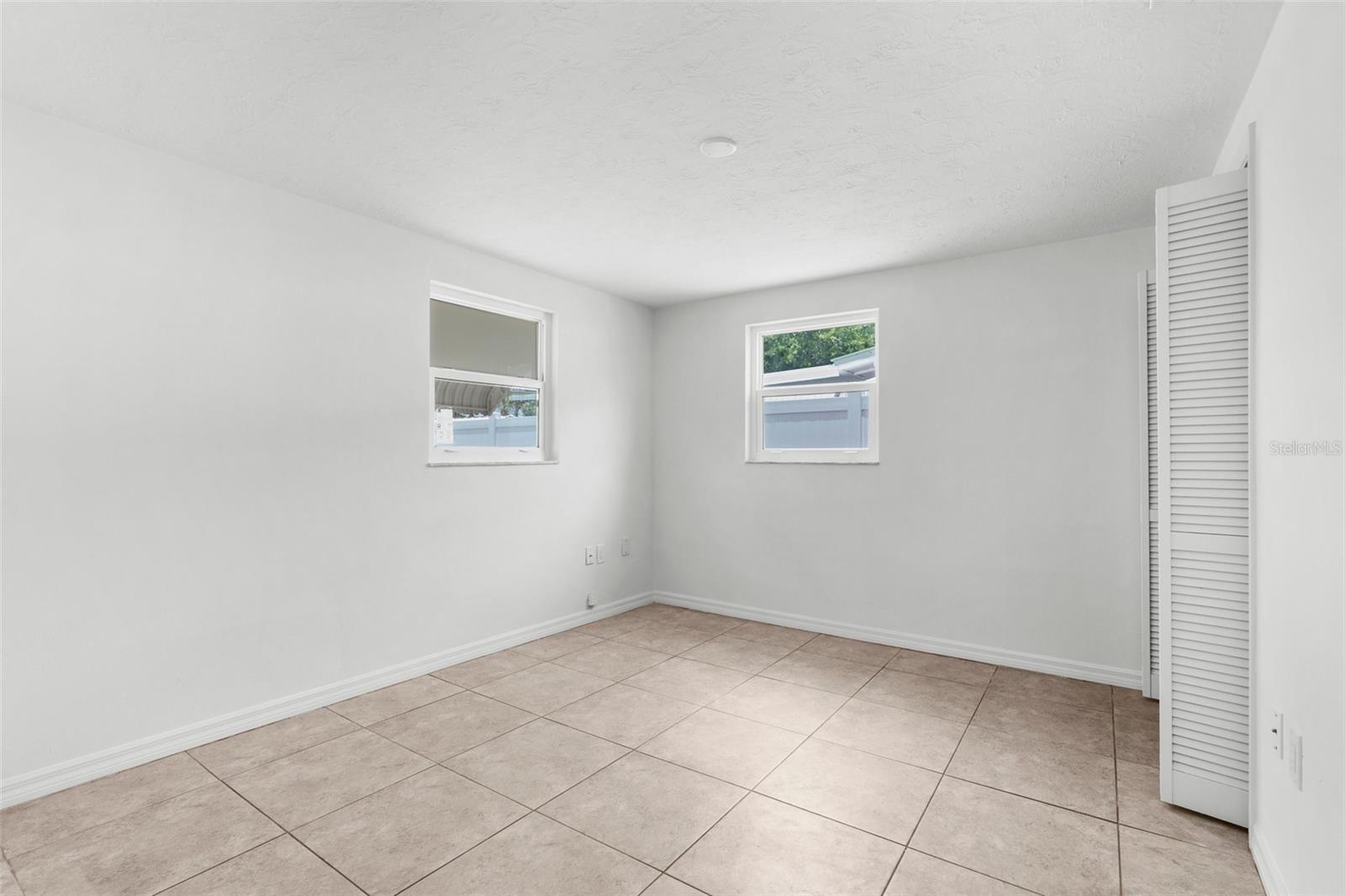 Image 16 of 30 For 6633 Jackson Street
