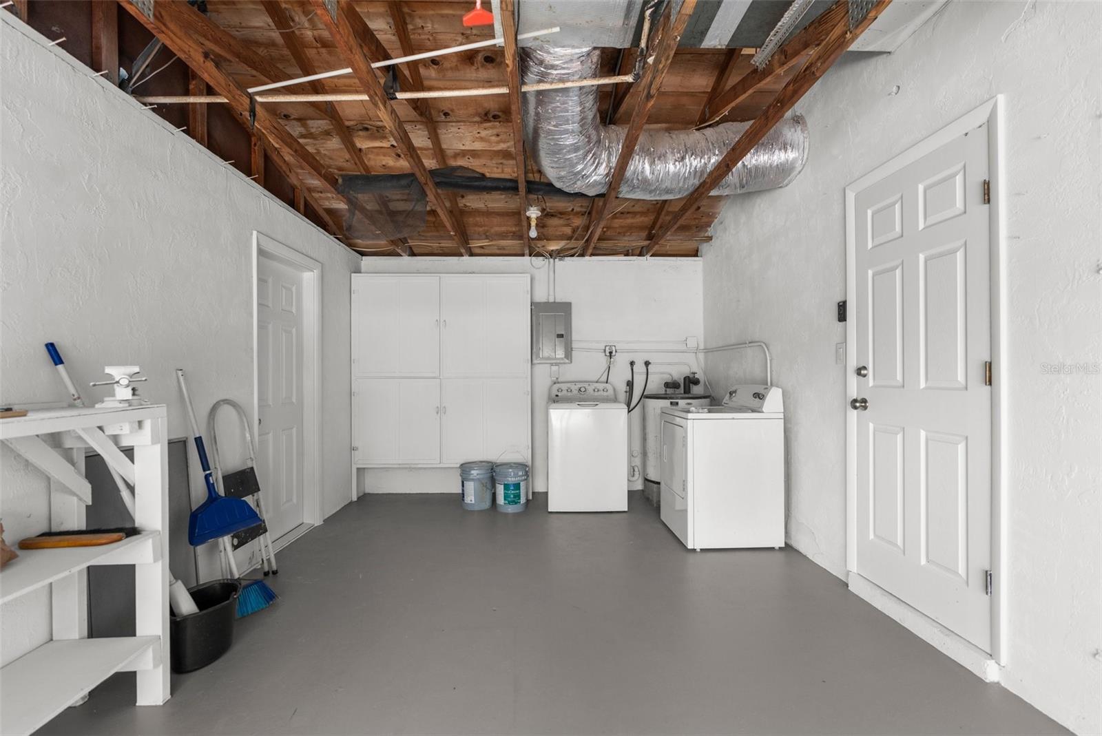 Image 18 of 30 For 6633 Jackson Street