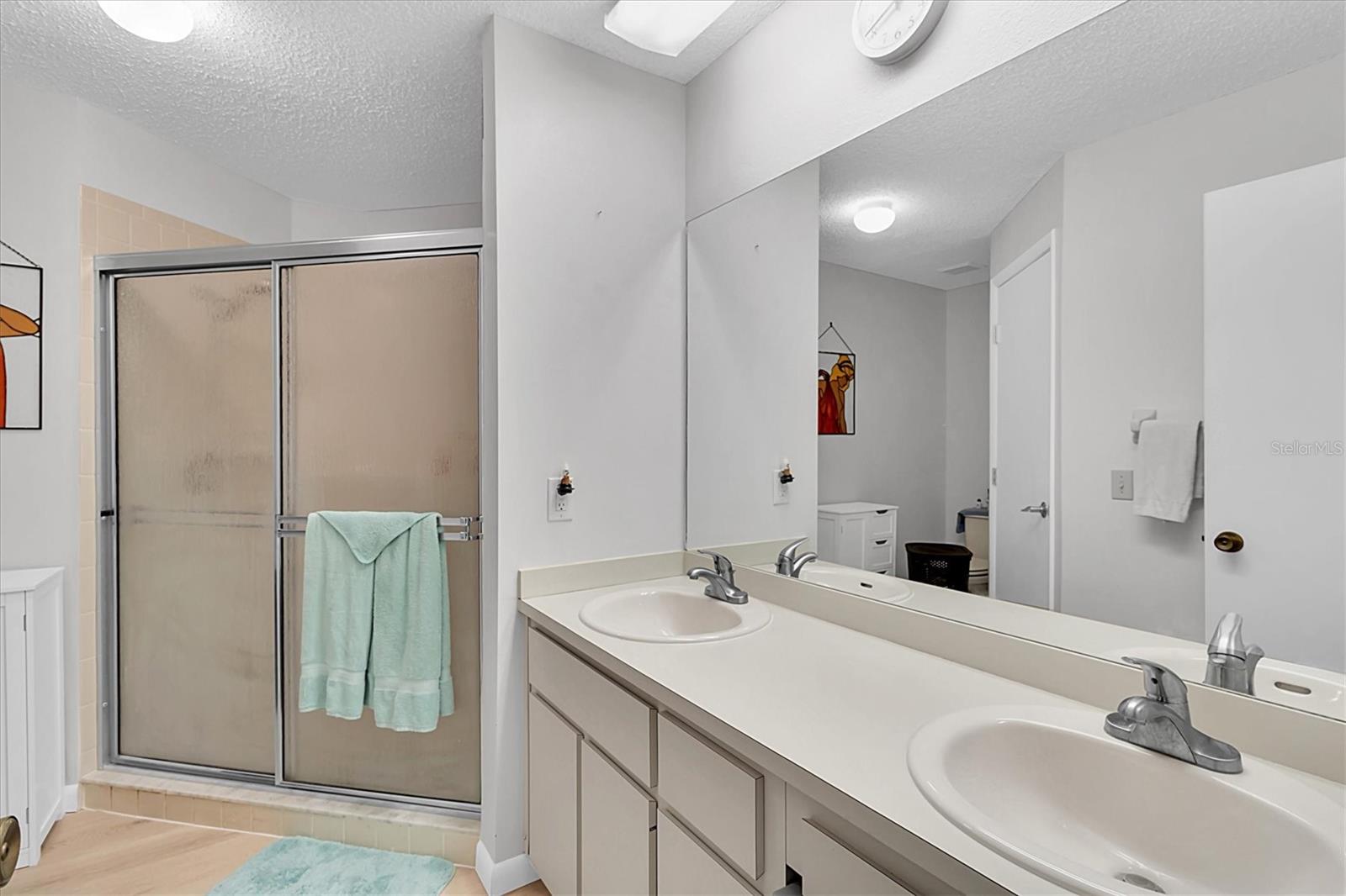 Image 11 of 36 For 4557 Glen Hollow