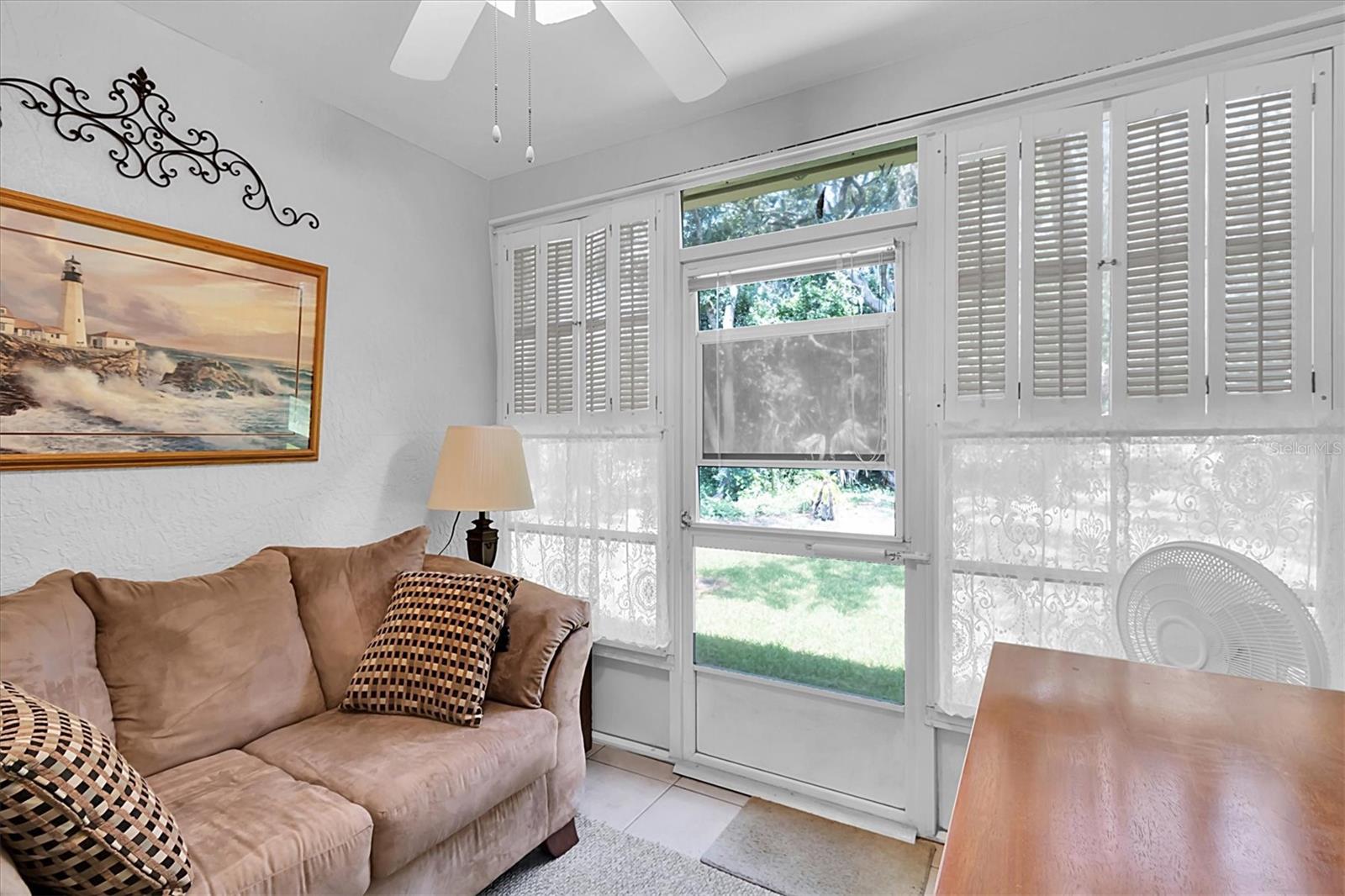 Image 17 of 36 For 4557 Glen Hollow