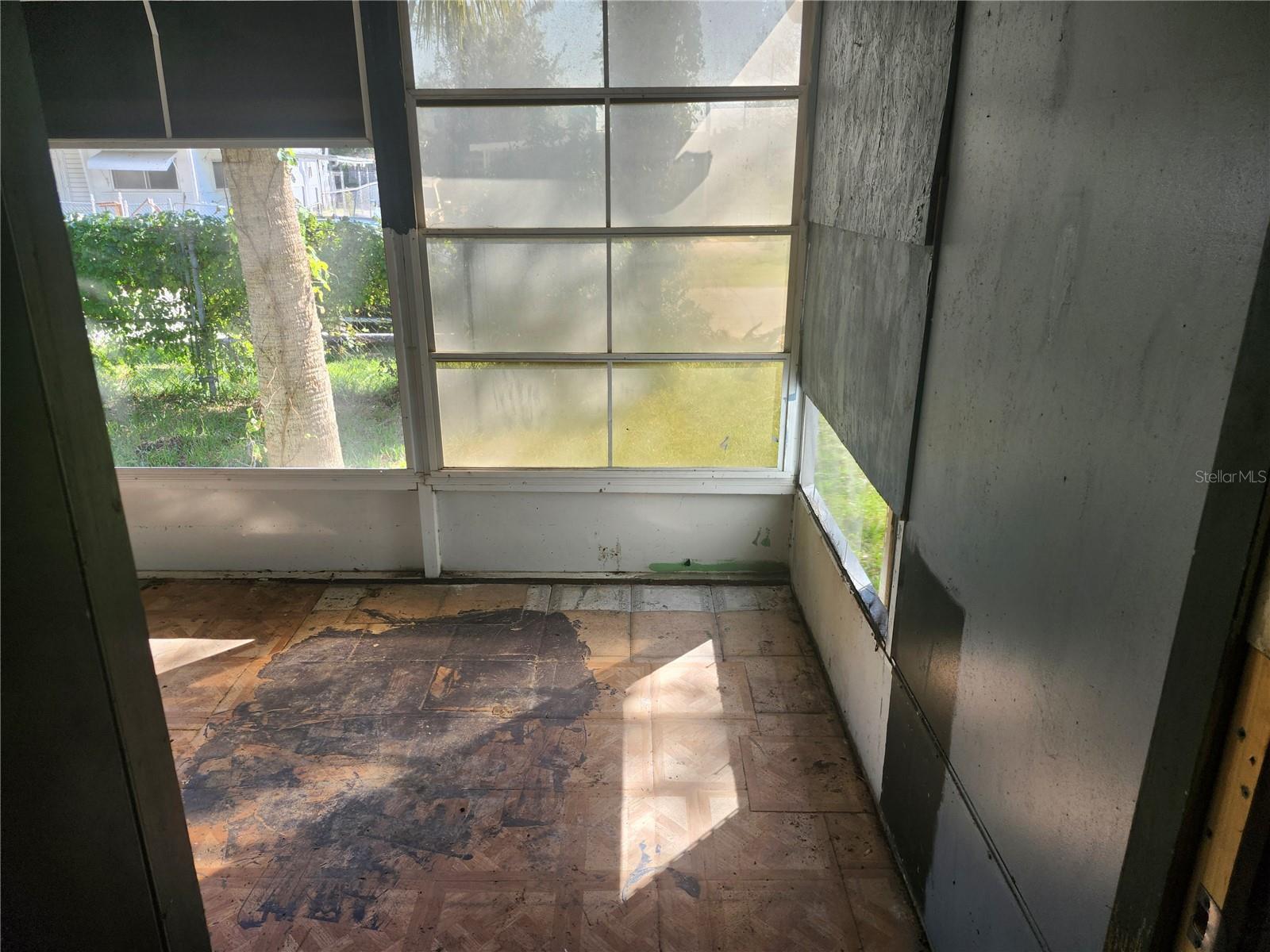 Image 6 of 11 For 5625 Van Doren Avenue