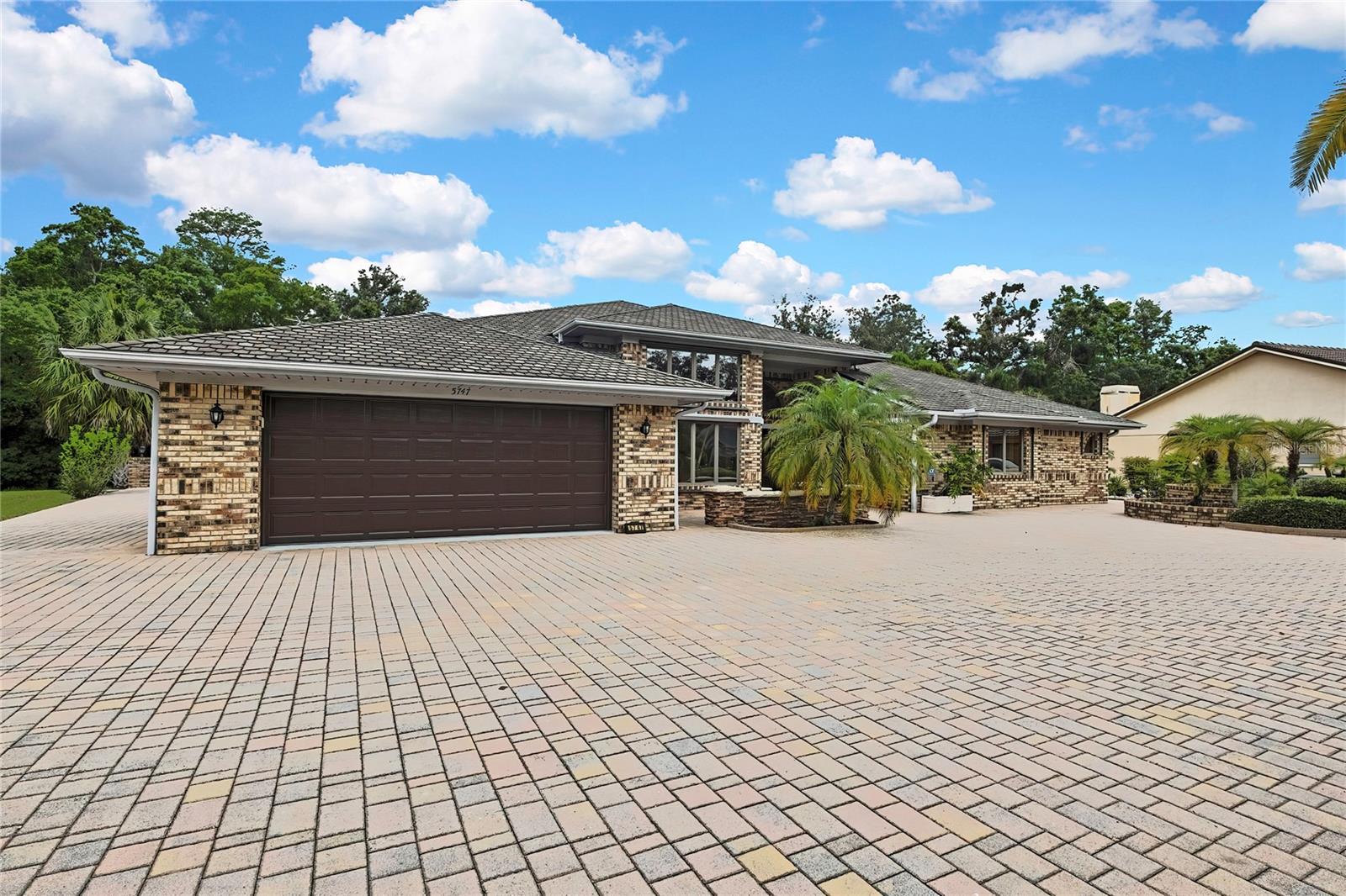 Image 16 of 72 For 5747 Fieldspring Avenue