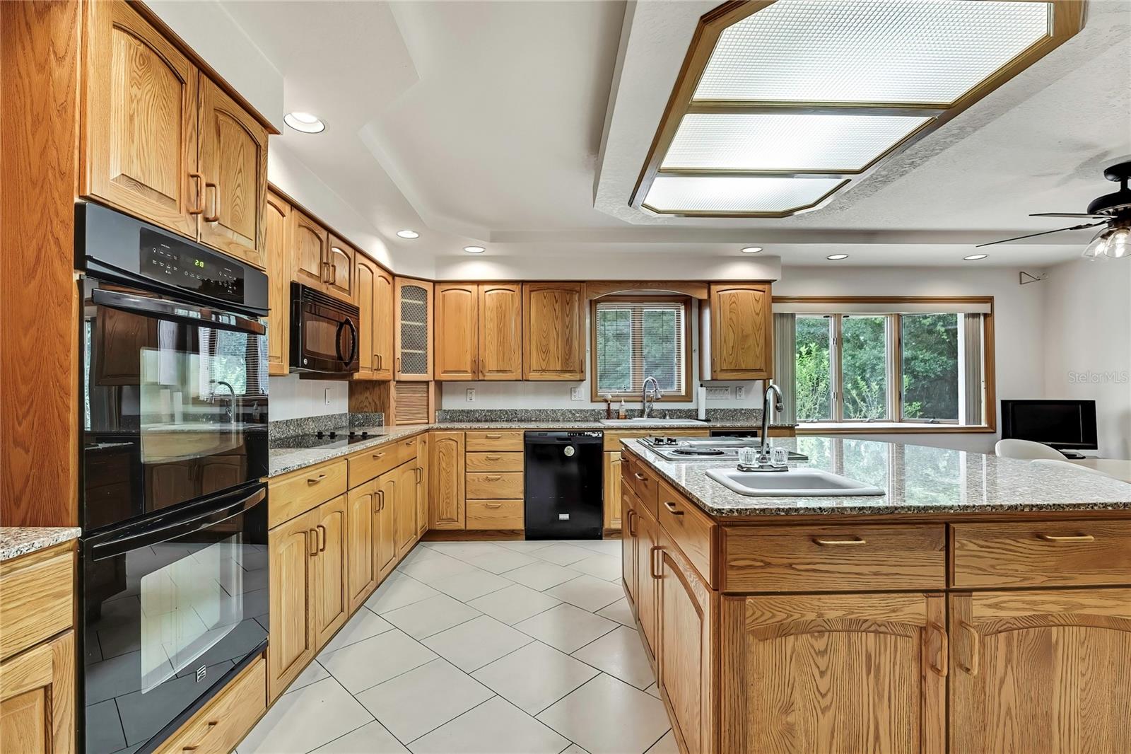 Image 36 of 72 For 5747 Fieldspring Avenue