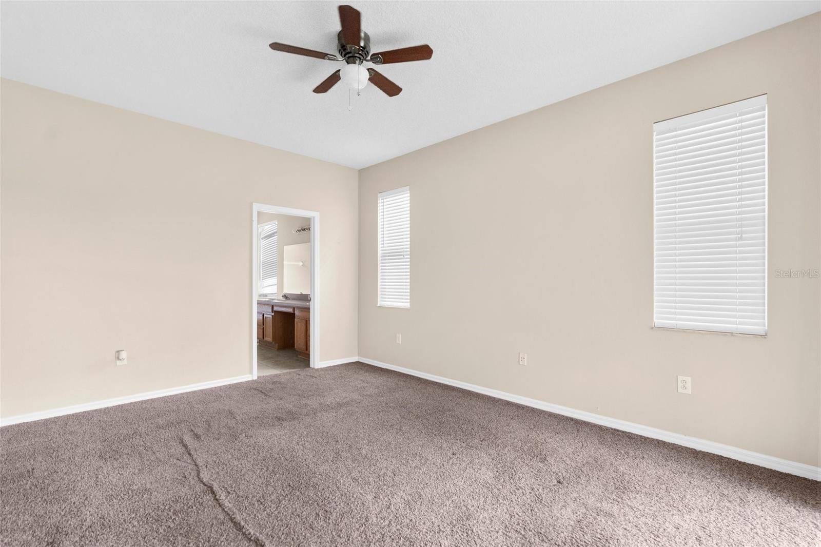 Image 21 of 41 For 10723 Eveningwood Court