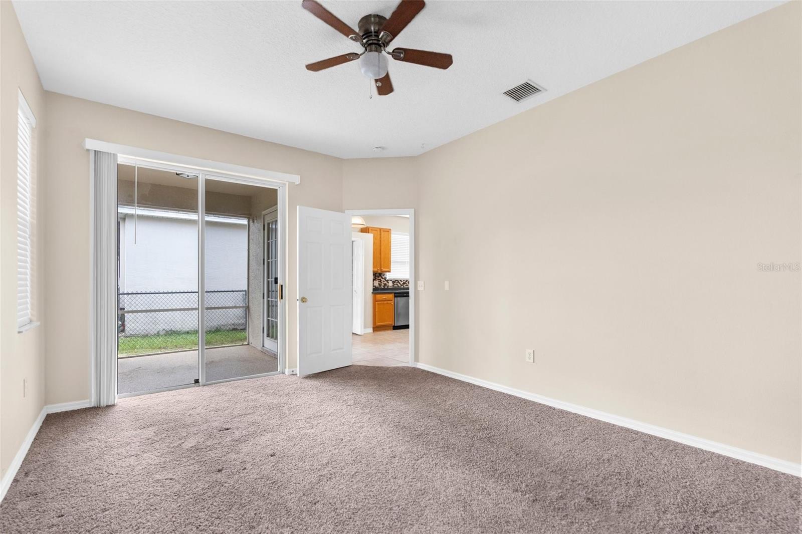 Image 22 of 41 For 10723 Eveningwood Court