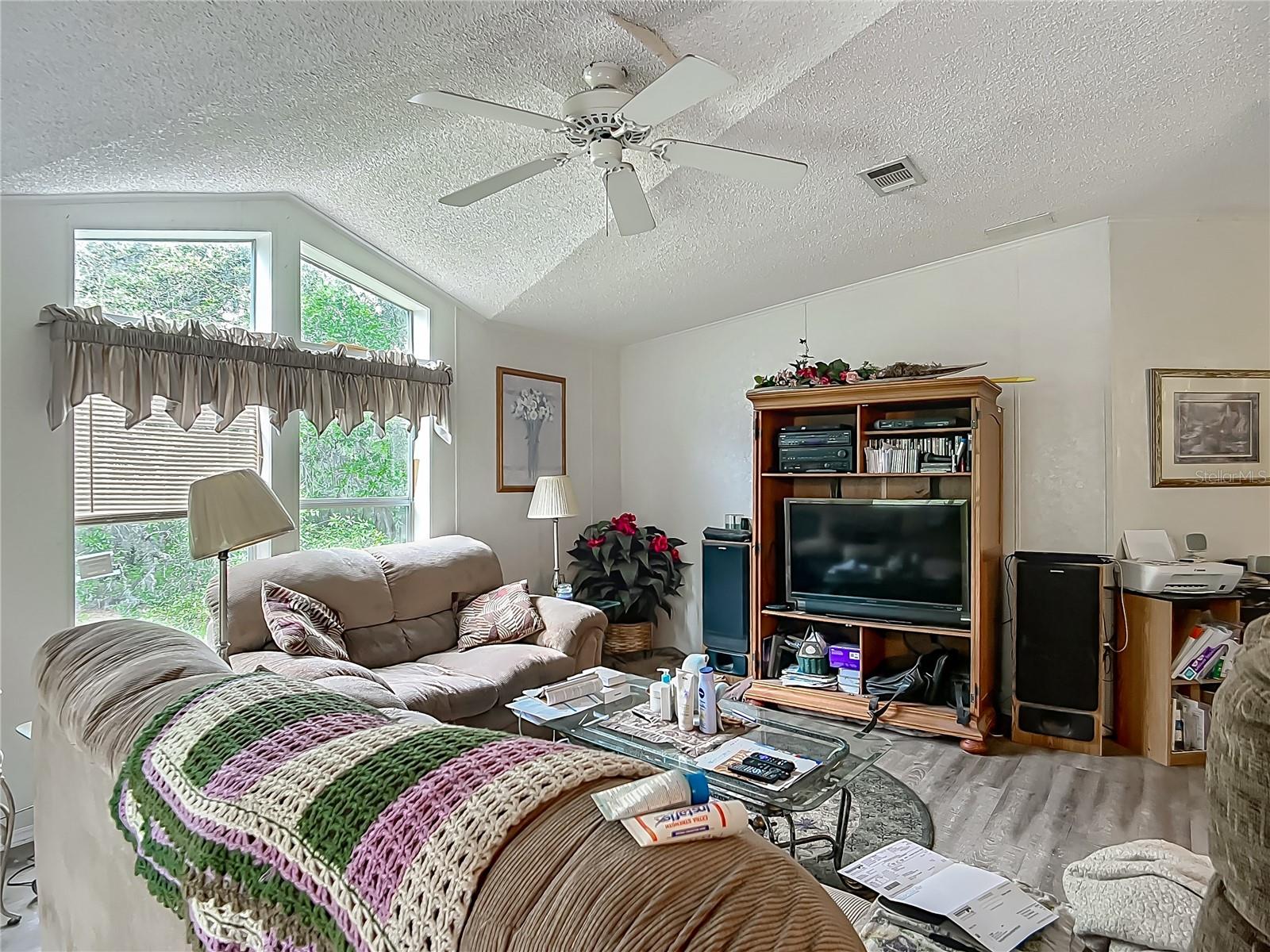 Image 14 of 37 For 7480 Dunklin Street