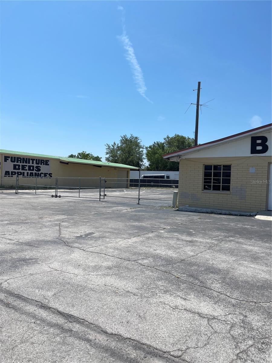 Image 6 of 7 For 2019 Main Street