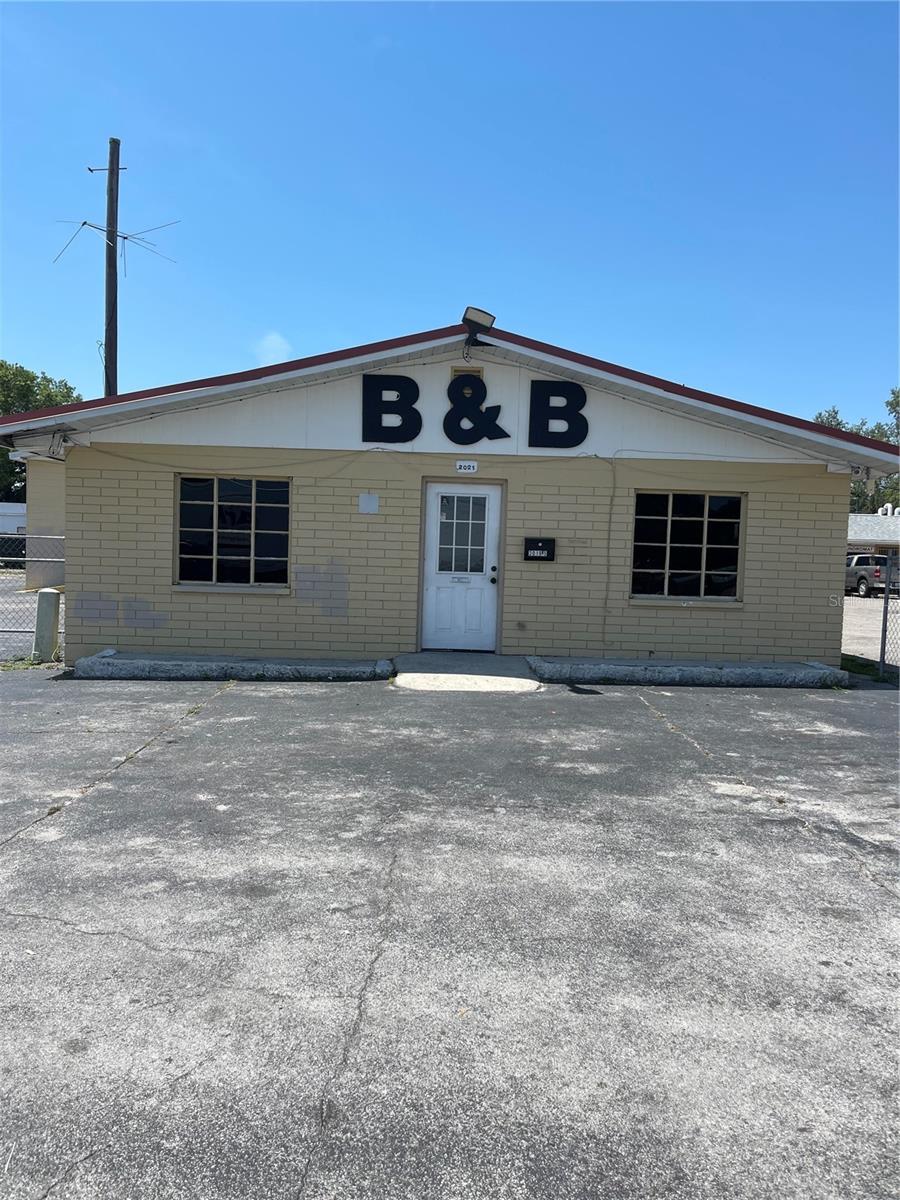 Image 7 of 7 For 2019 Main Street