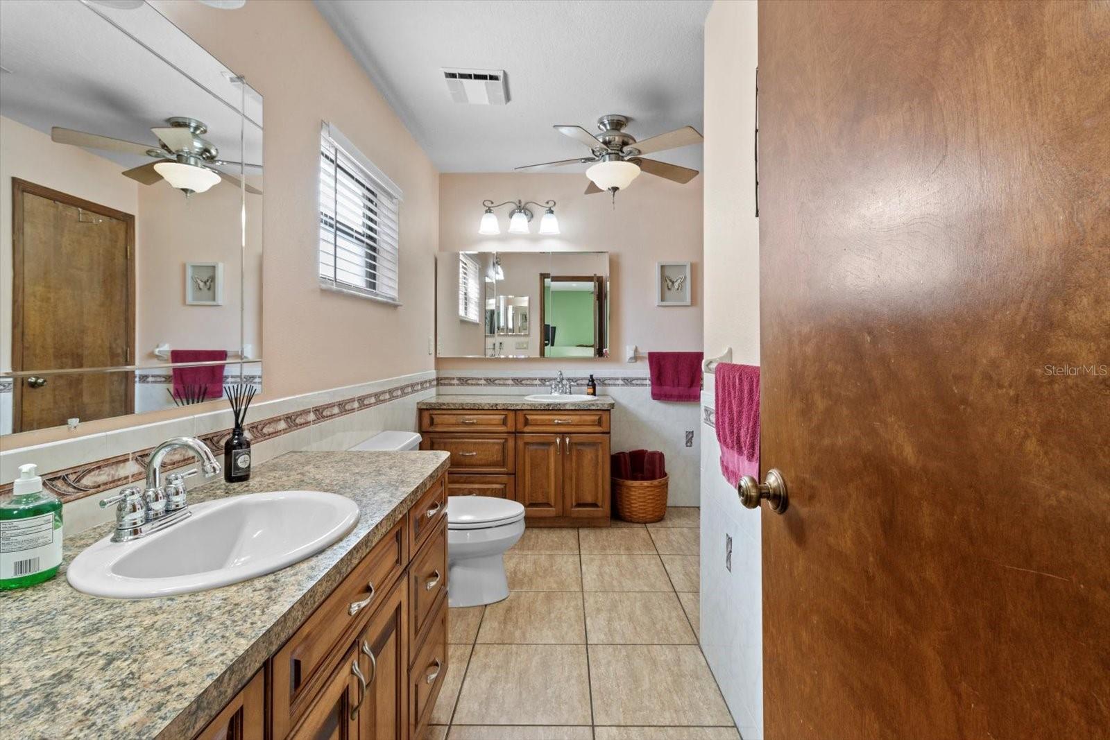 Image 15 of 40 For 4289 Castle Avenue
