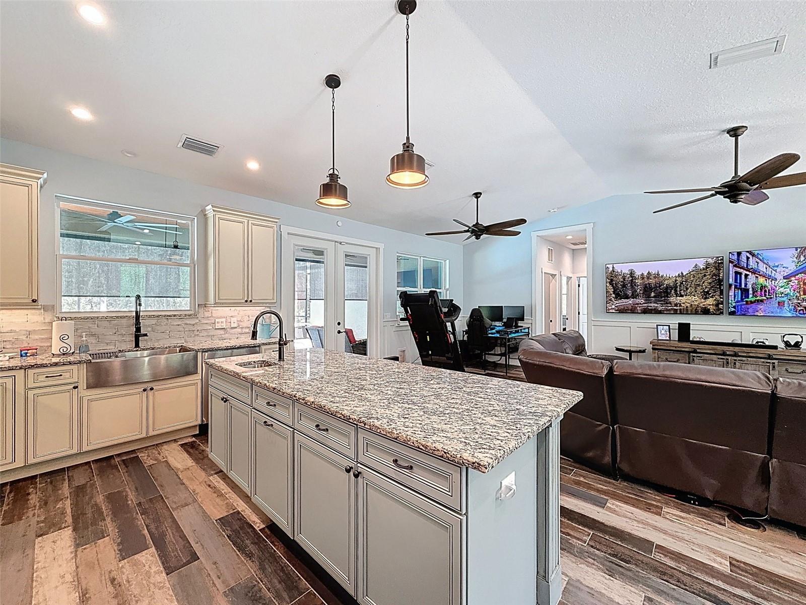 Image 10 of 95 For 34335 Berryhill Drive