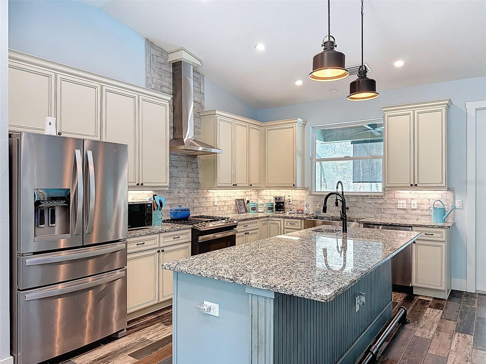 Image 12 of 95 For 34335 Berryhill Drive