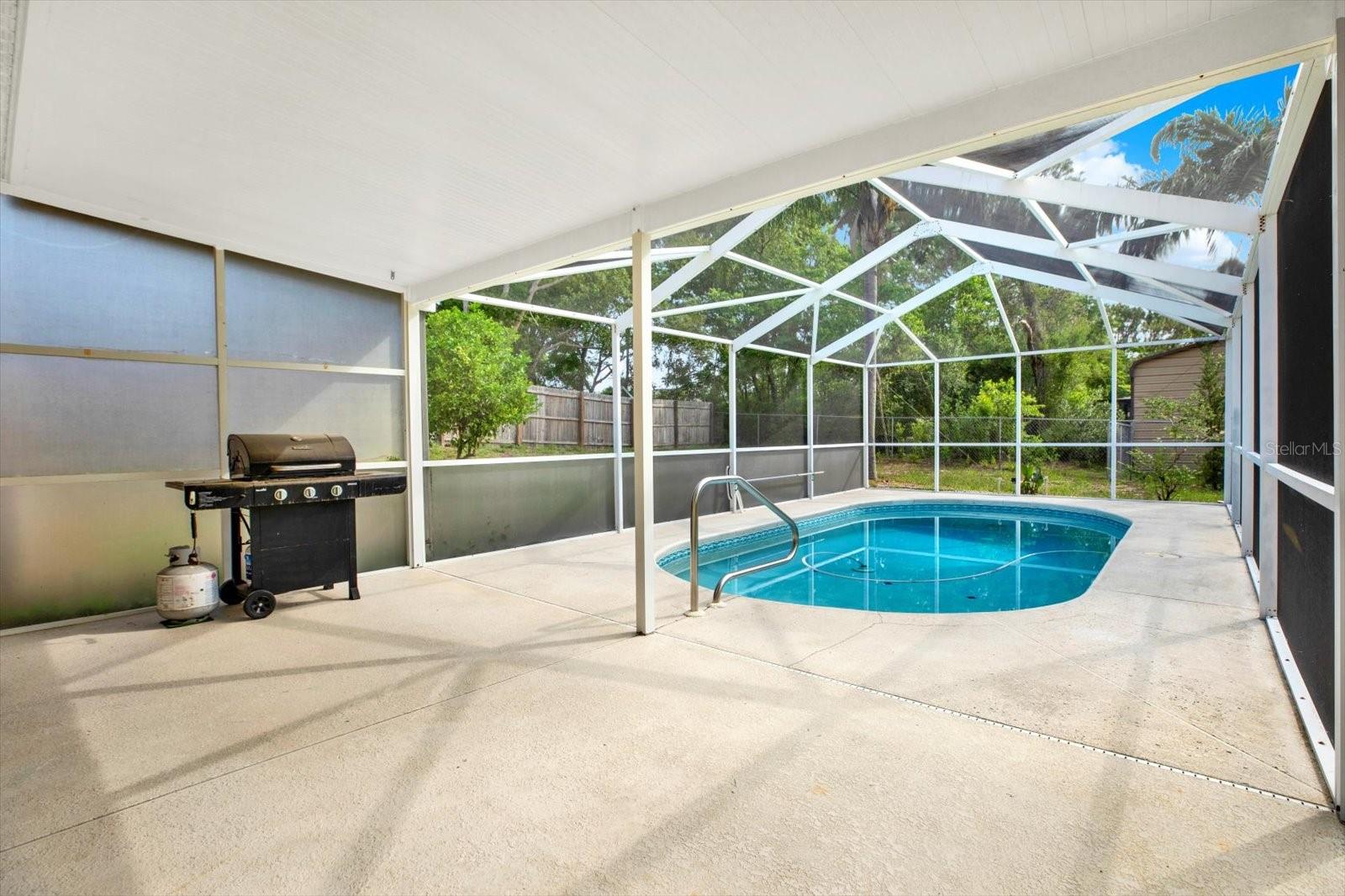 Image 15 of 23 For 2172 Whitewood Avenue