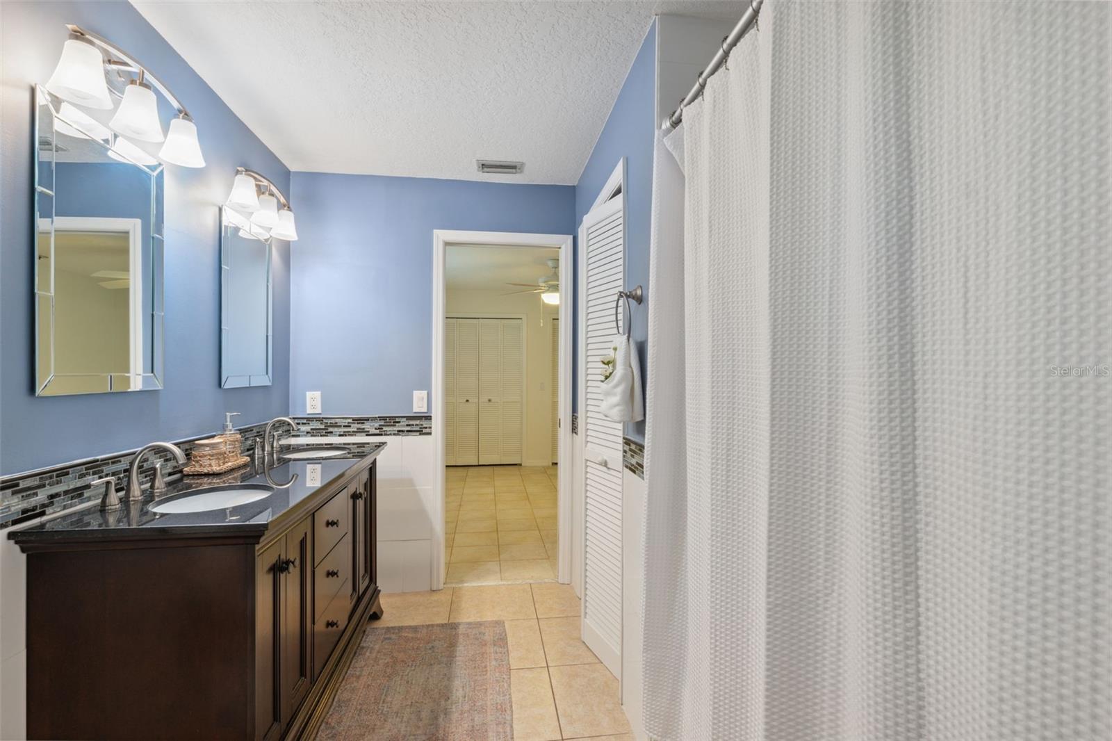 Image 47 of 75 For 1471 Jasmine Avenue