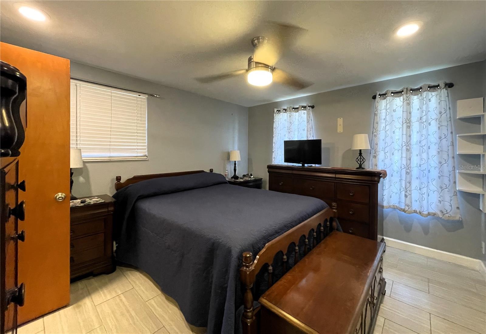Image 21 of 46 For 7534 Briarwood Drive