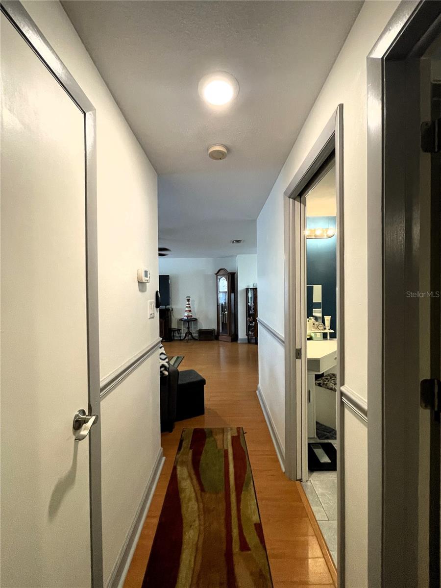 Image 33 of 46 For 7534 Briarwood Drive