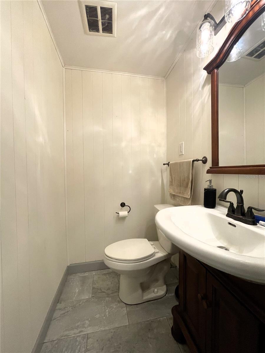 Image 37 of 46 For 7534 Briarwood Drive