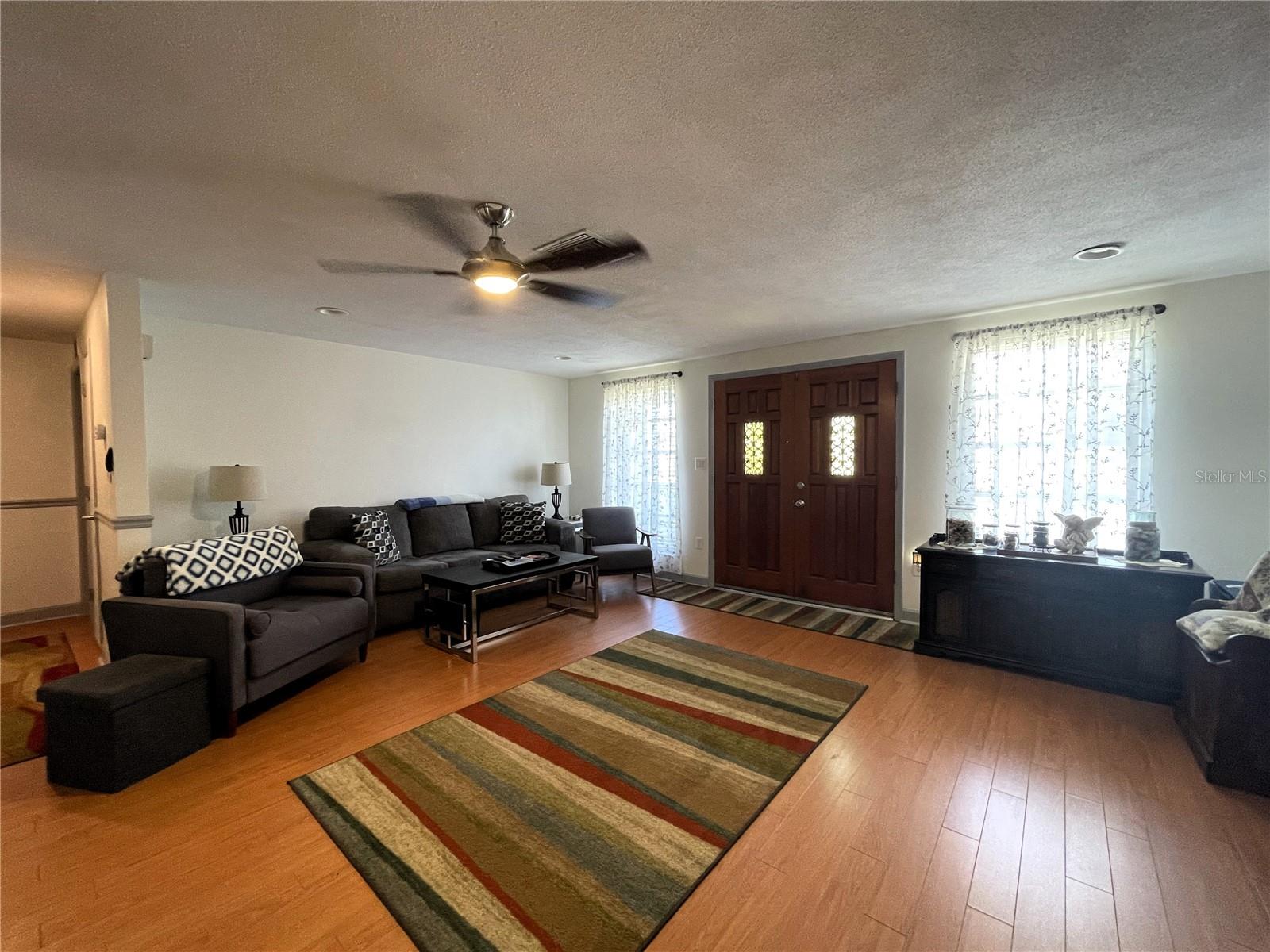 Image 6 of 46 For 7534 Briarwood Drive