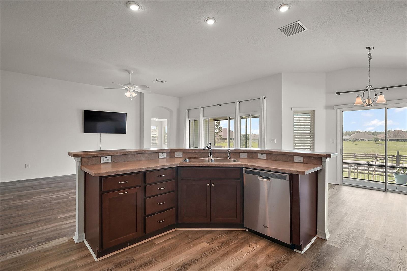 Image 6 of 30 For 3315 Dzuro Drive