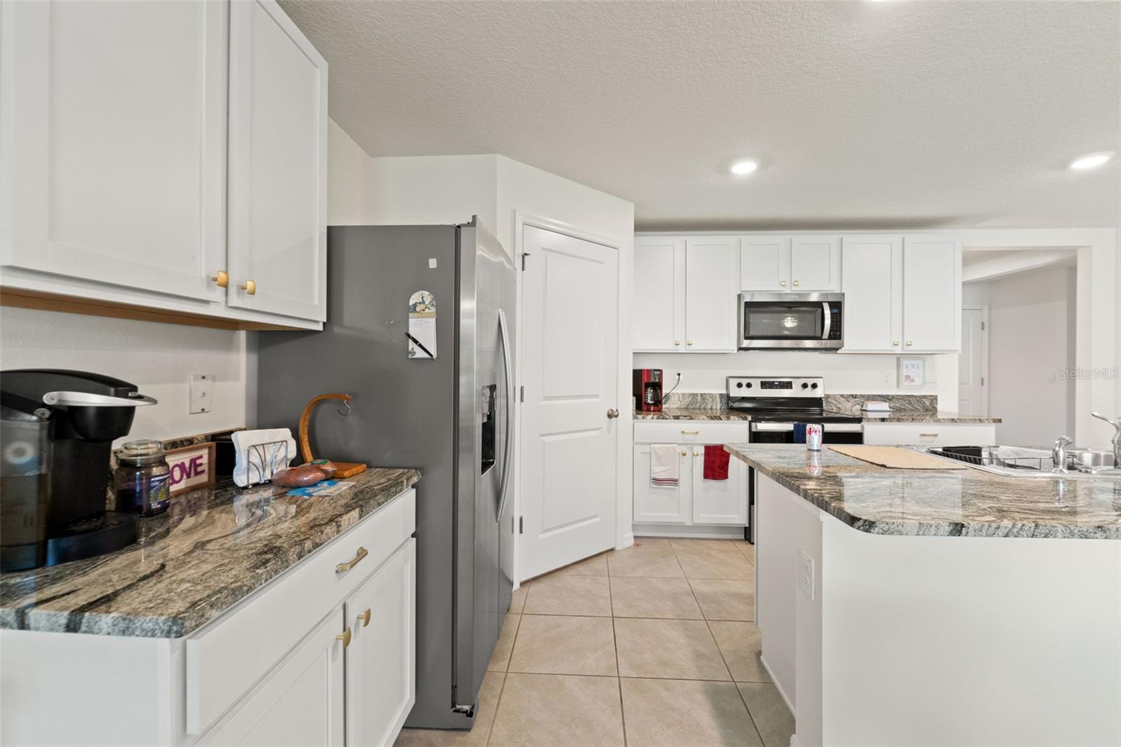 Image 7 of 27 For 3900 Autumn Amber Drive