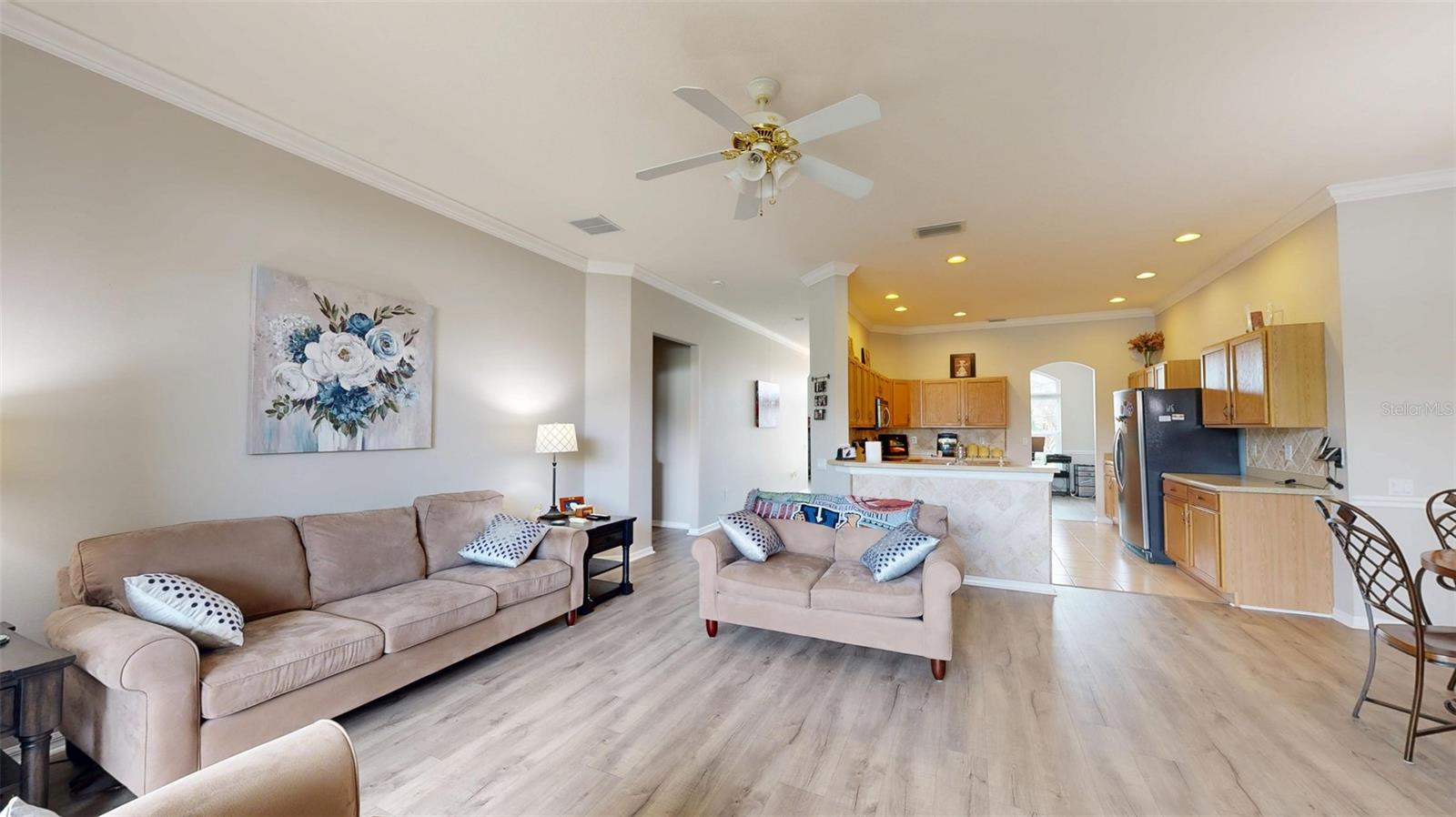 Listing photo id 11 for 22316 Red Jacket Lane