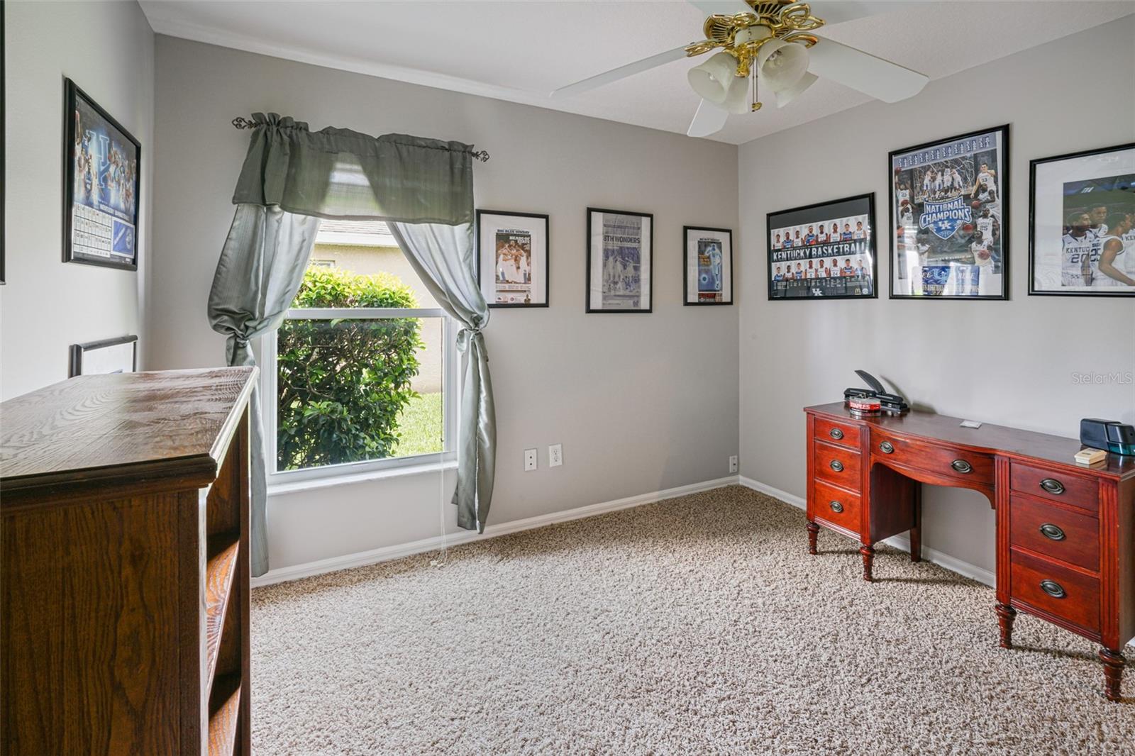 Listing photo id 32 for 22316 Red Jacket Lane
