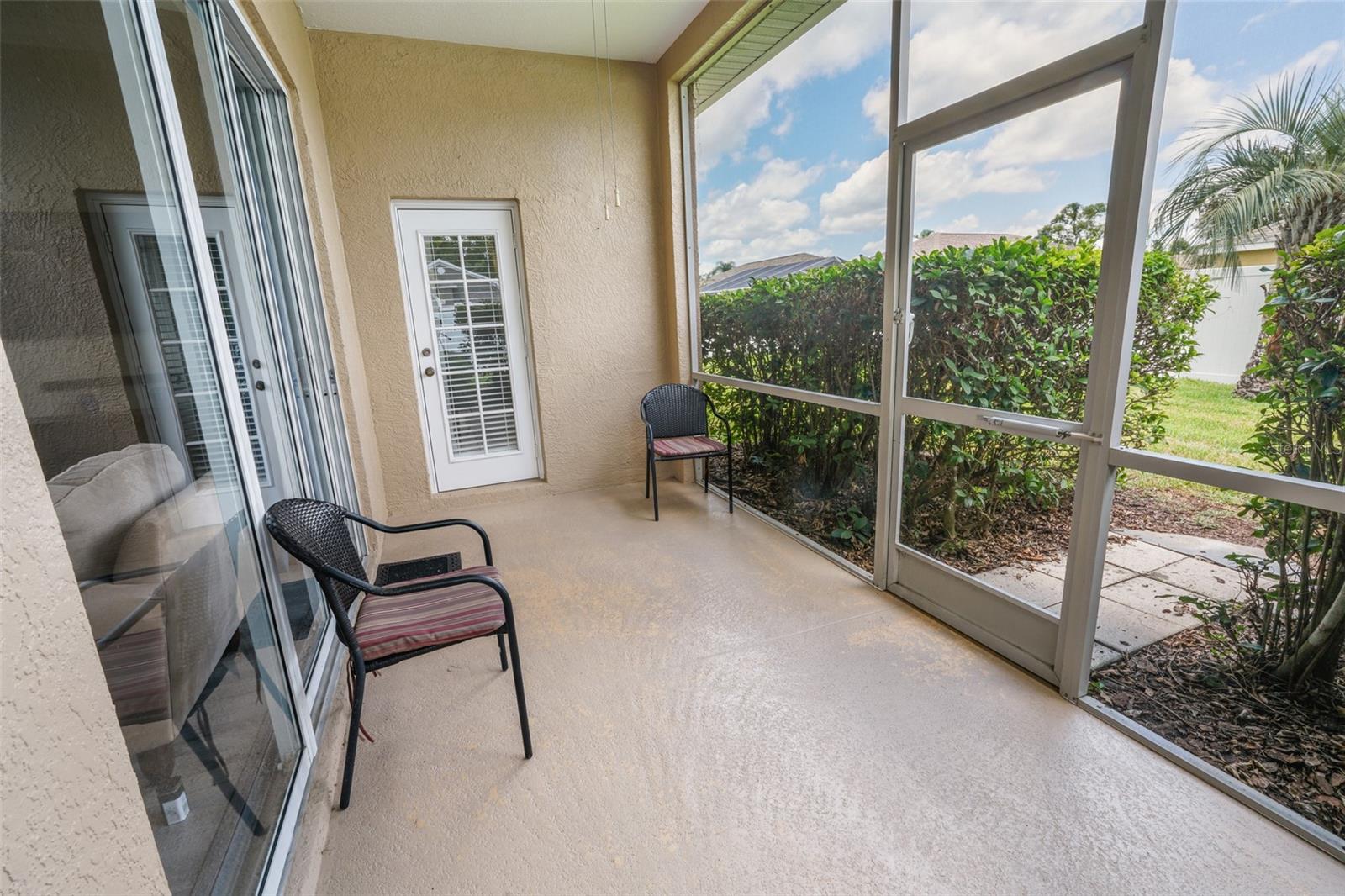 Listing photo id 47 for 22316 Red Jacket Lane