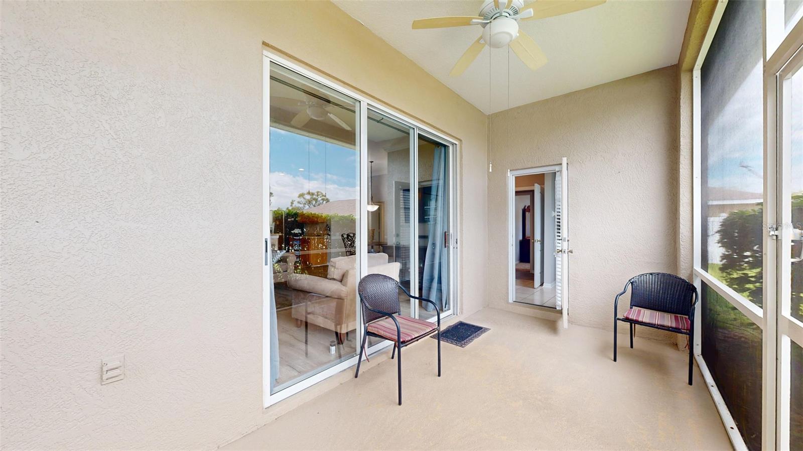 Listing photo id 48 for 22316 Red Jacket Lane