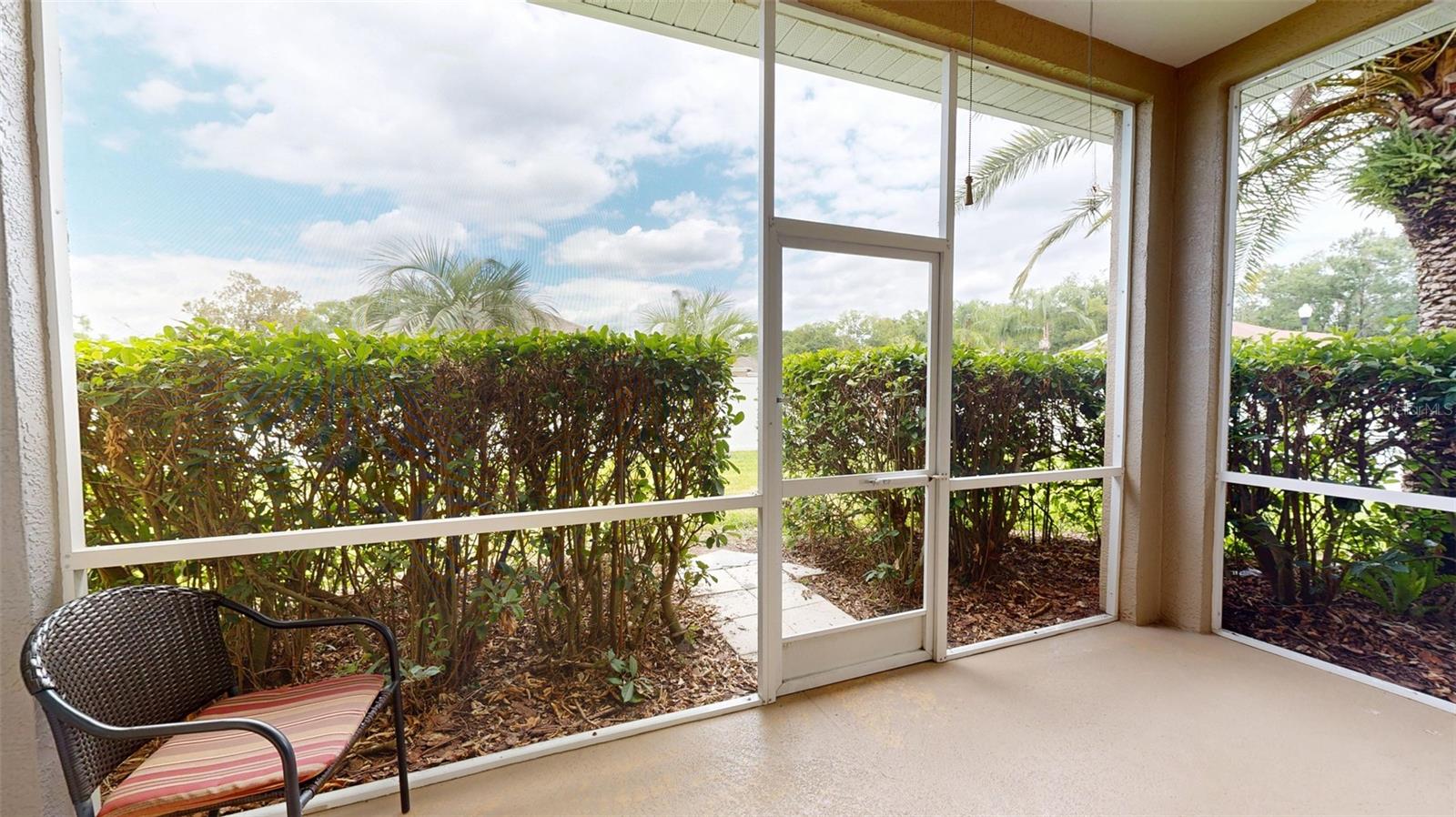 Listing photo id 50 for 22316 Red Jacket Lane