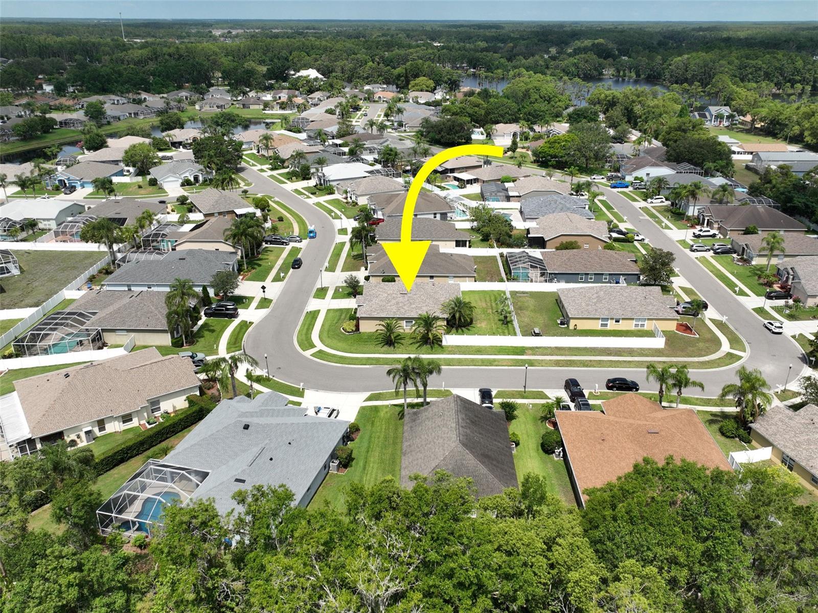 Listing photo id 61 for 22316 Red Jacket Lane