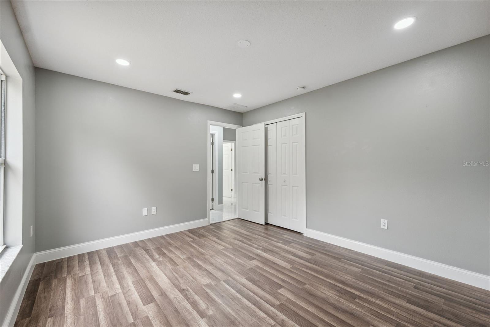 Image 34 of 60 For 3312 Blythe Avenue