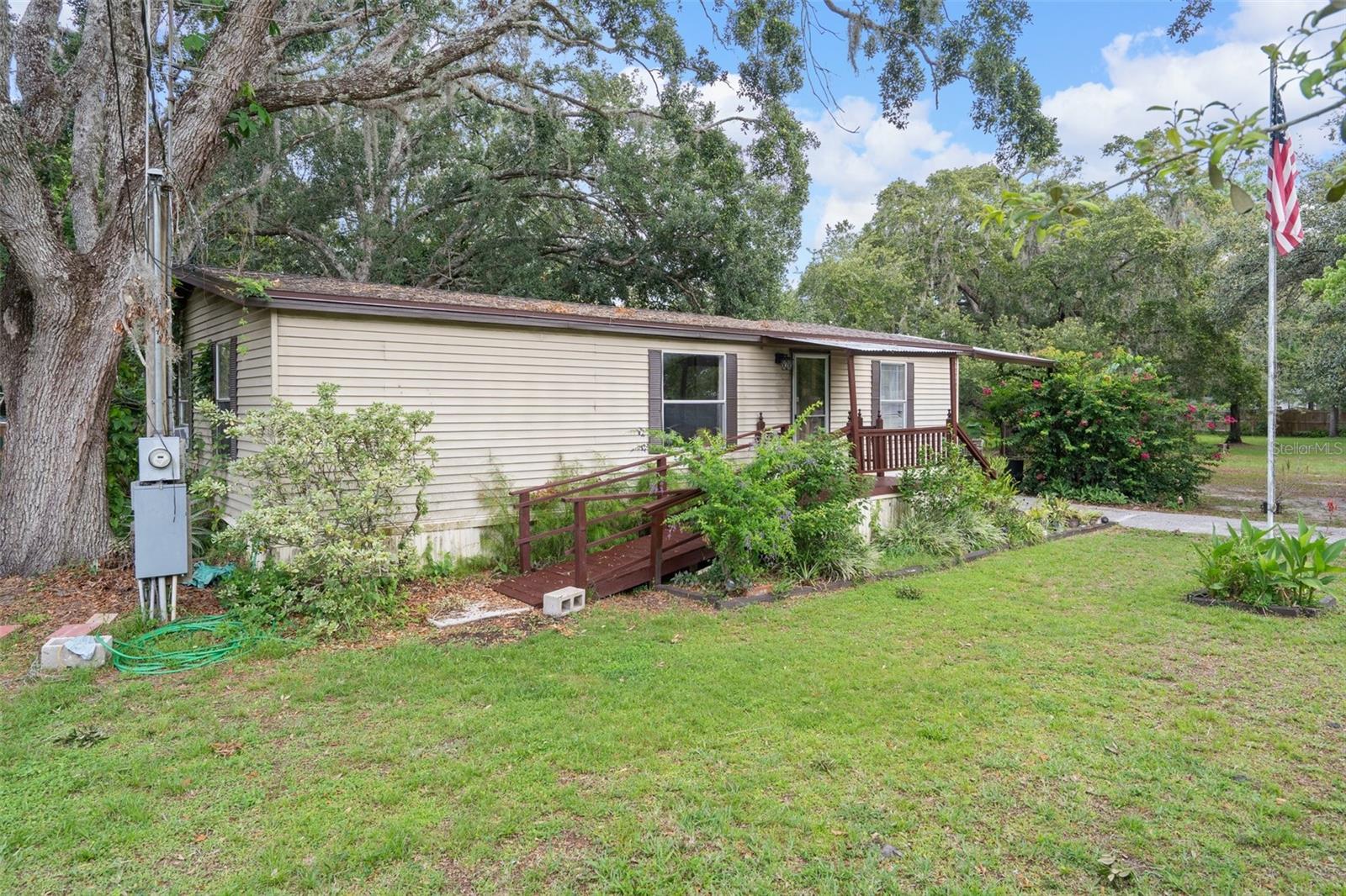 Image 4 of 47 For 10149 Huntley Street