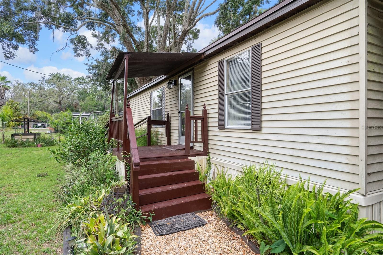 Image 5 of 47 For 10149 Huntley Street