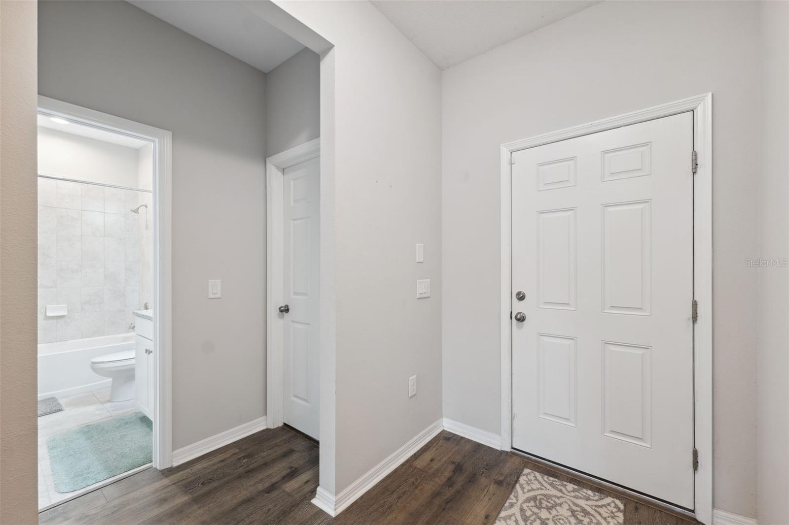 Image 4 of 47 For 12313 Criollo Road