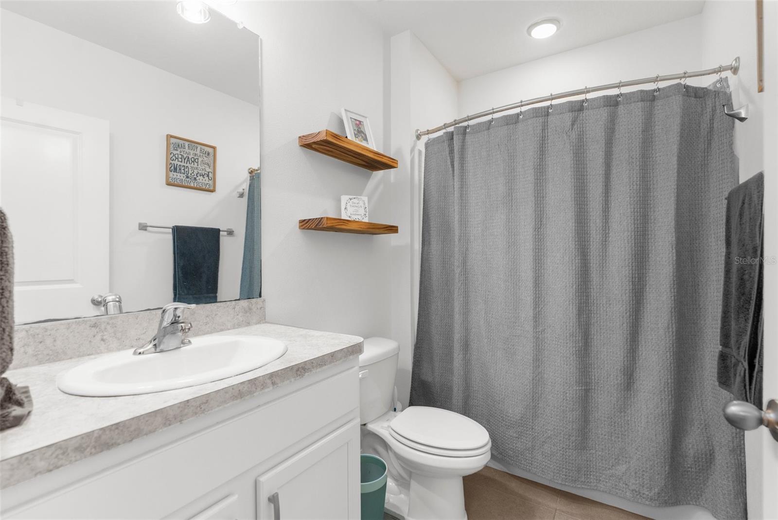 Listing photo id 25 for 2572 Garden Plum Place