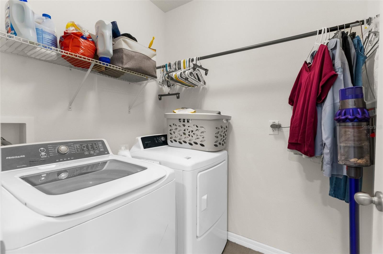 Listing photo id 26 for 2572 Garden Plum Place