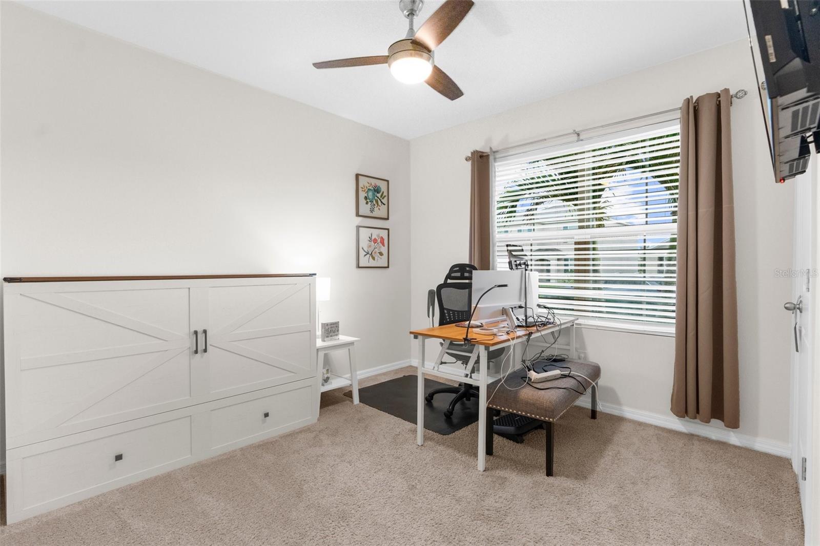 Listing photo id 29 for 2572 Garden Plum Place