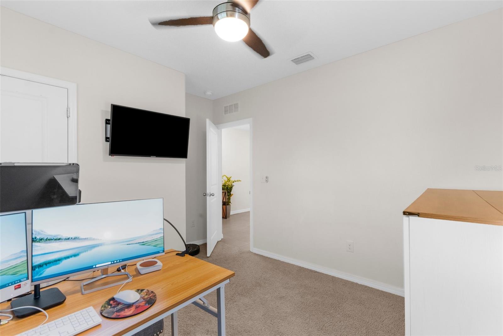 Listing photo id 30 for 2572 Garden Plum Place