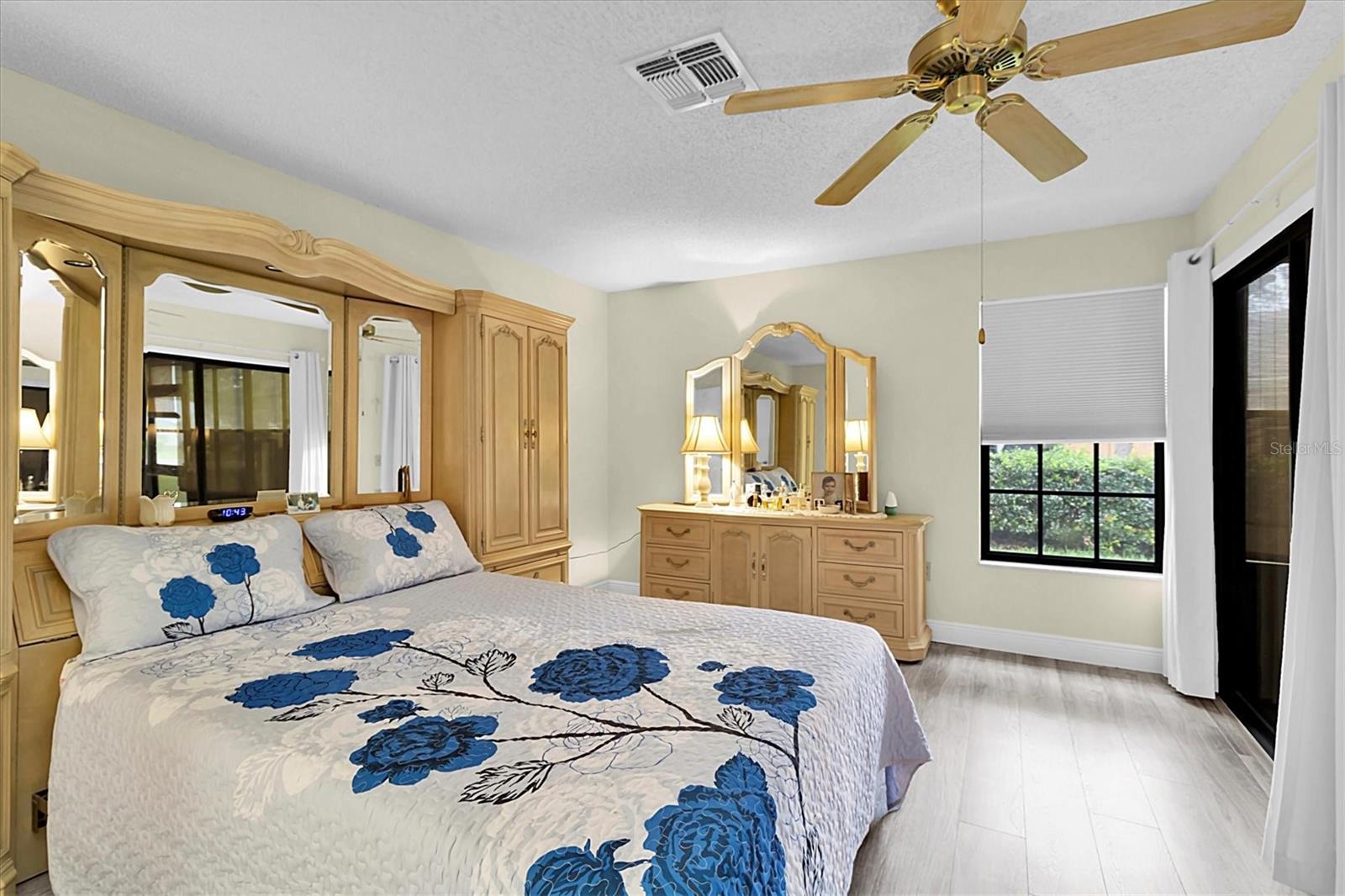 Image 15 of 34 For 4841 Wakefield Court 4841
