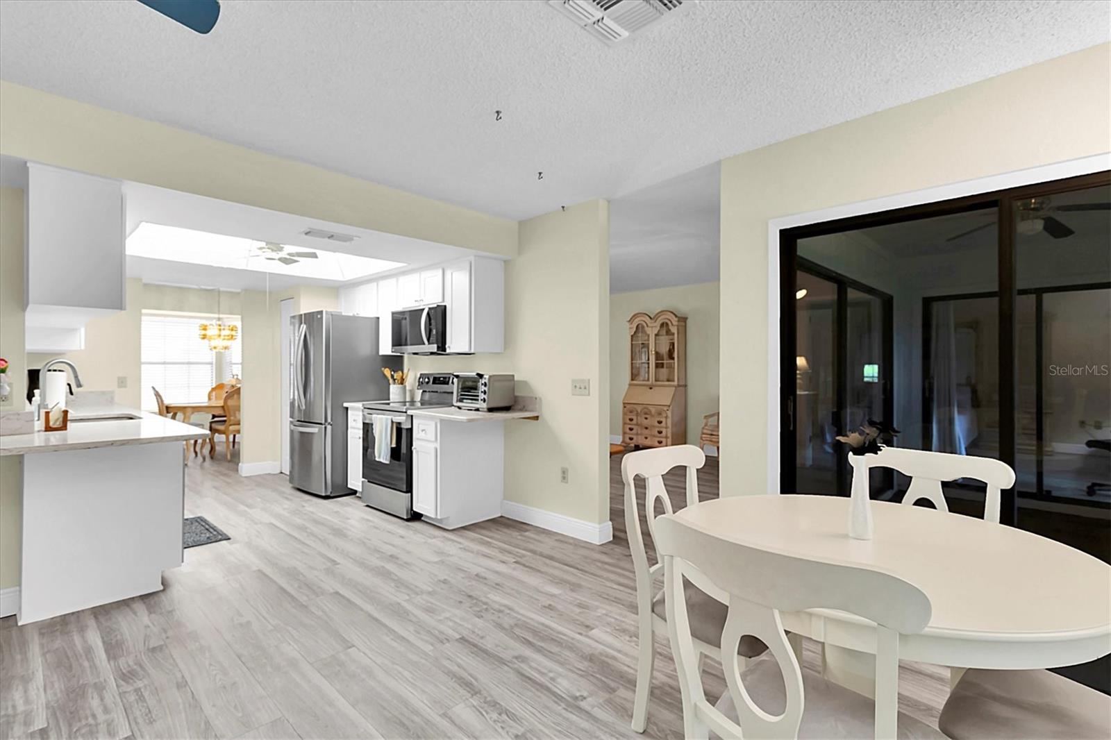 Image 6 of 34 For 4841 Wakefield Court 4841