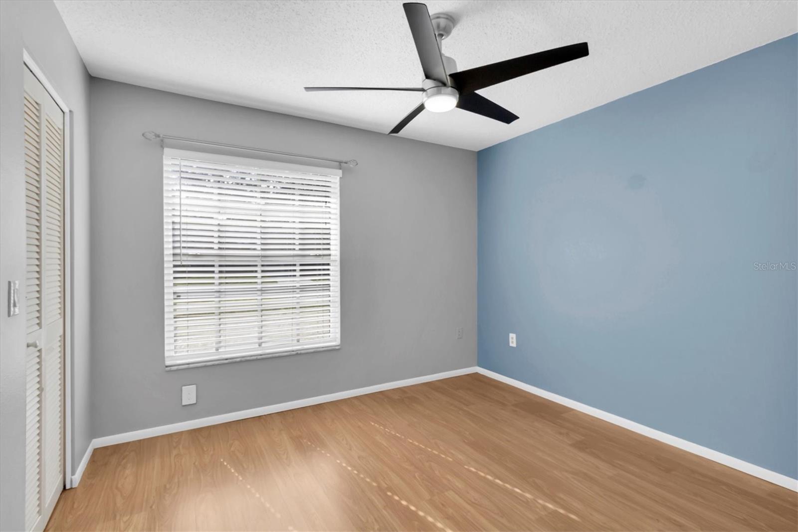 Image 23 of 34 For 9529 Bunker Hill Court 9529