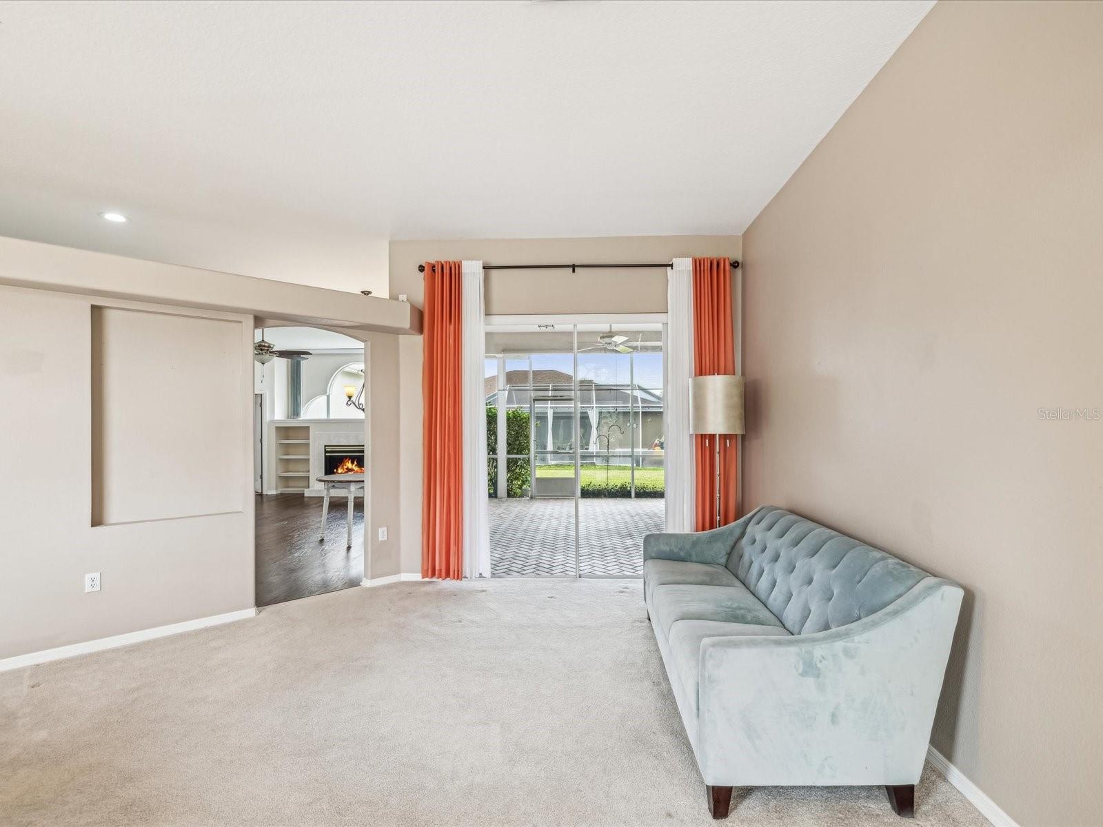 Image 16 of 75 For 13922 Talmage Loop